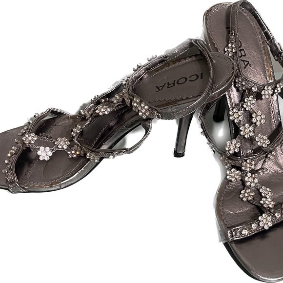 Icora Rhinestone Ankle Wrap Stilettos size 9 - Picture 2 of 3